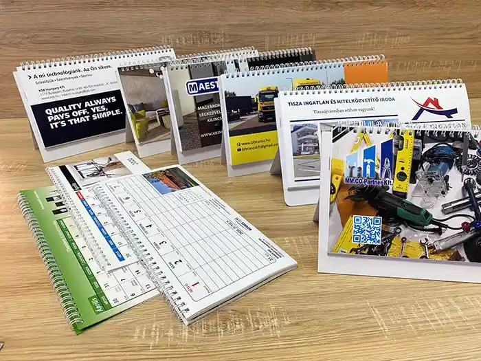 asztali naptár minták